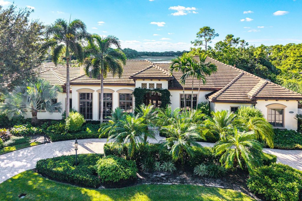 Photo of 13381 Oakmeade, Palm Beach Gardens, FL 33418 (MLS # R11133568)