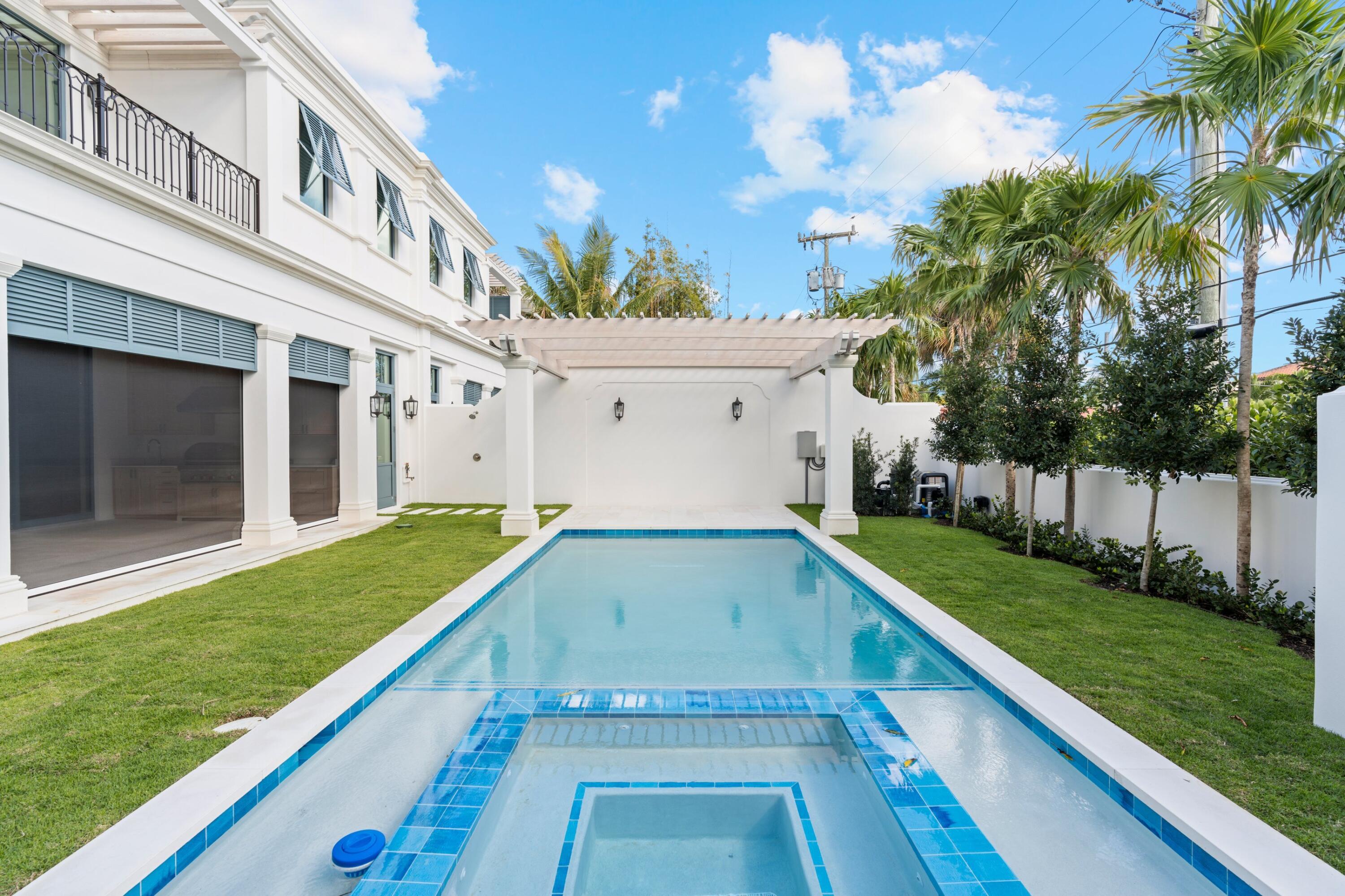 ROYAL PARK - Residential