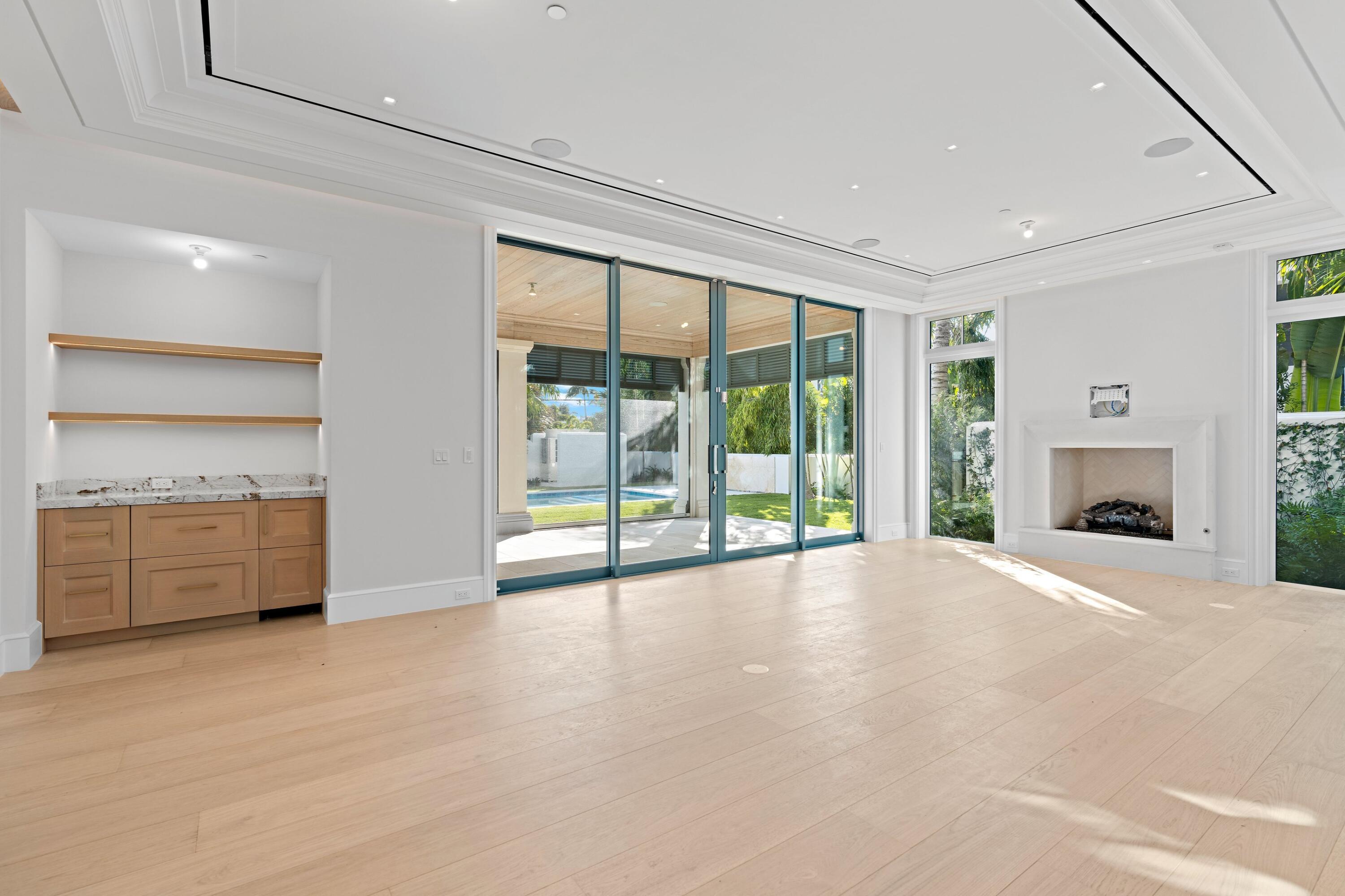 ROYAL PARK - Residential