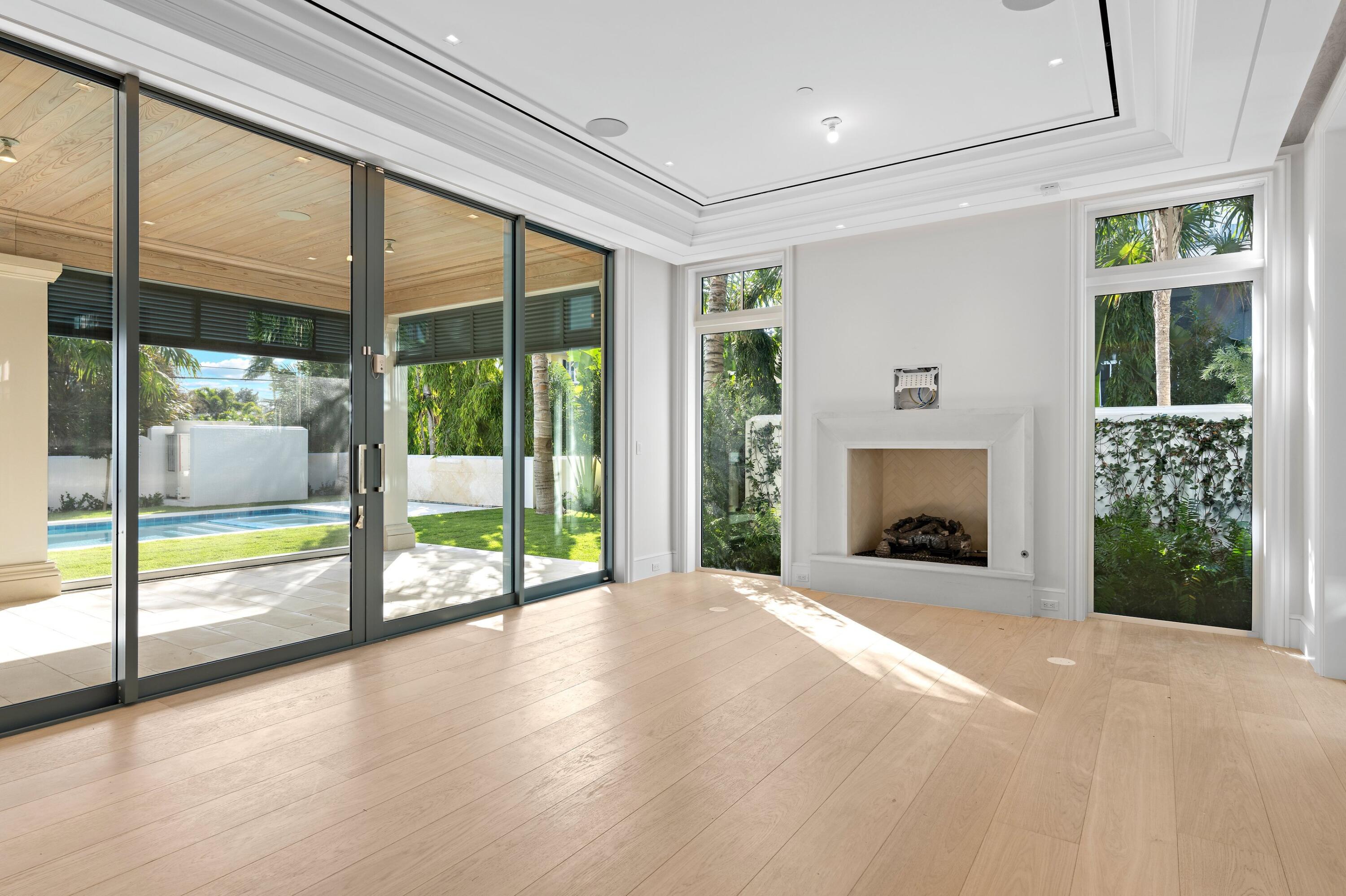 ROYAL PARK - Residential