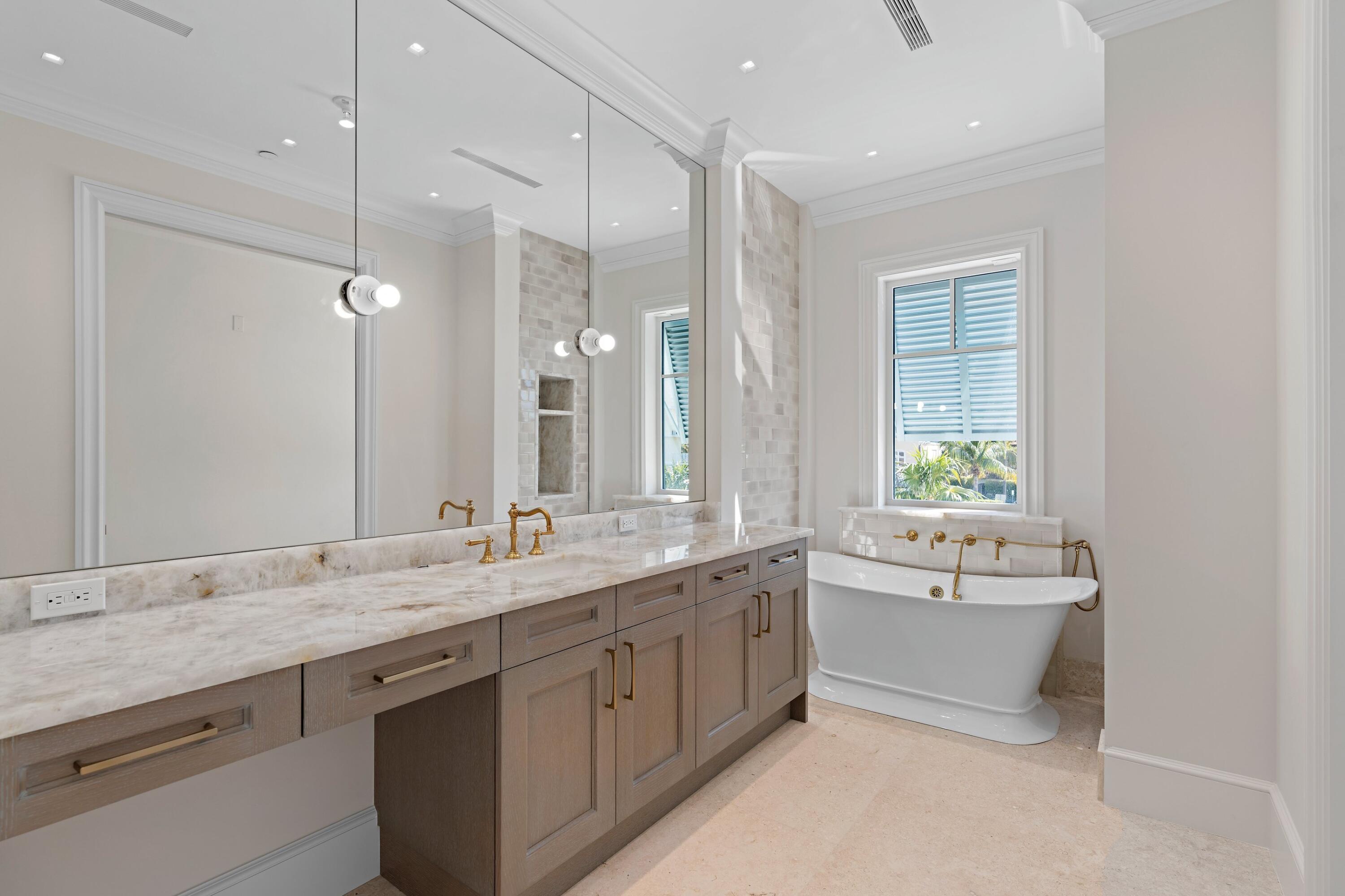 ROYAL PARK - Residential