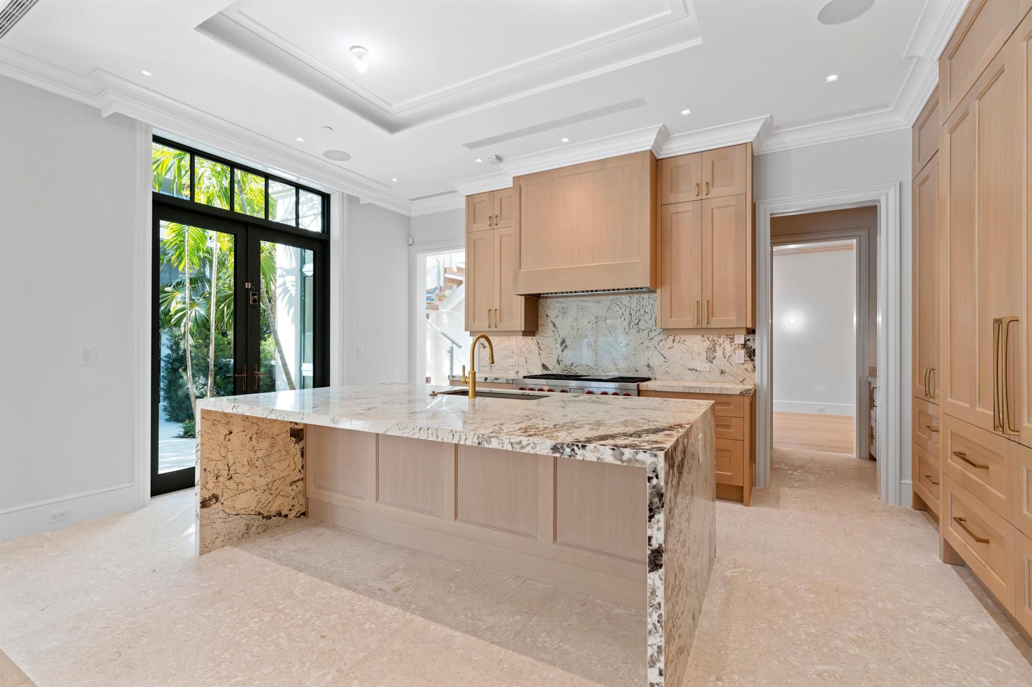 ROYAL PARK - Residential