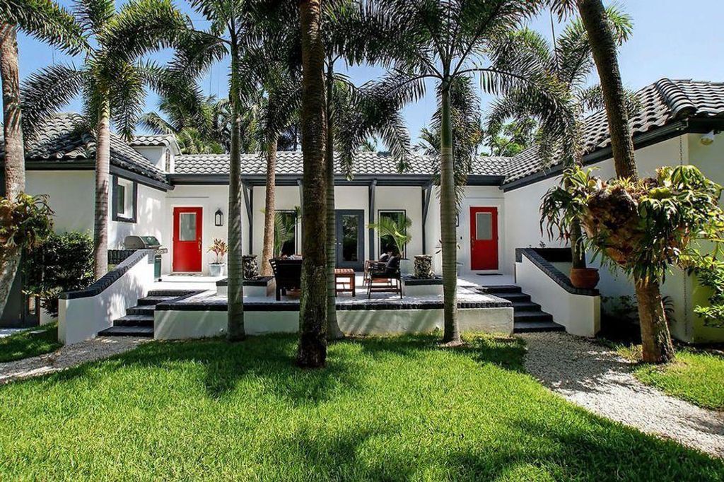 Photo of 111 Dolphin Bend, Ocean Ridge, FL 33435 (MLS # R10701480)