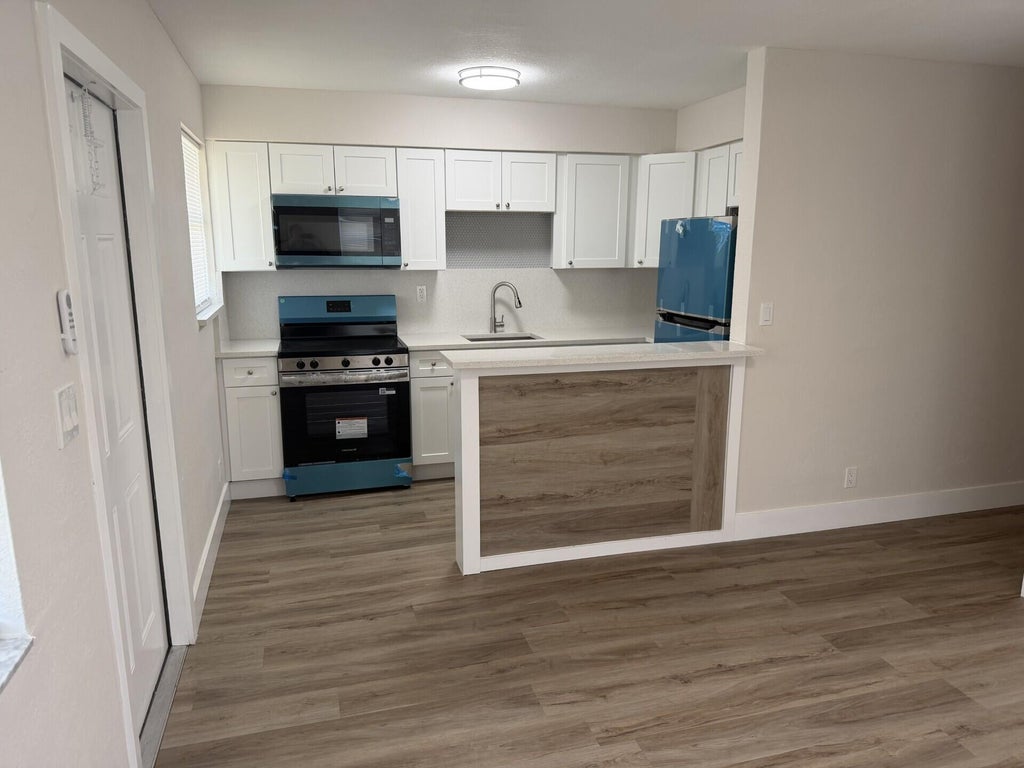 Photo of 2723 Griffin Road #2, Fort Lauderdale, FL 33312 (MLS # B26071426)