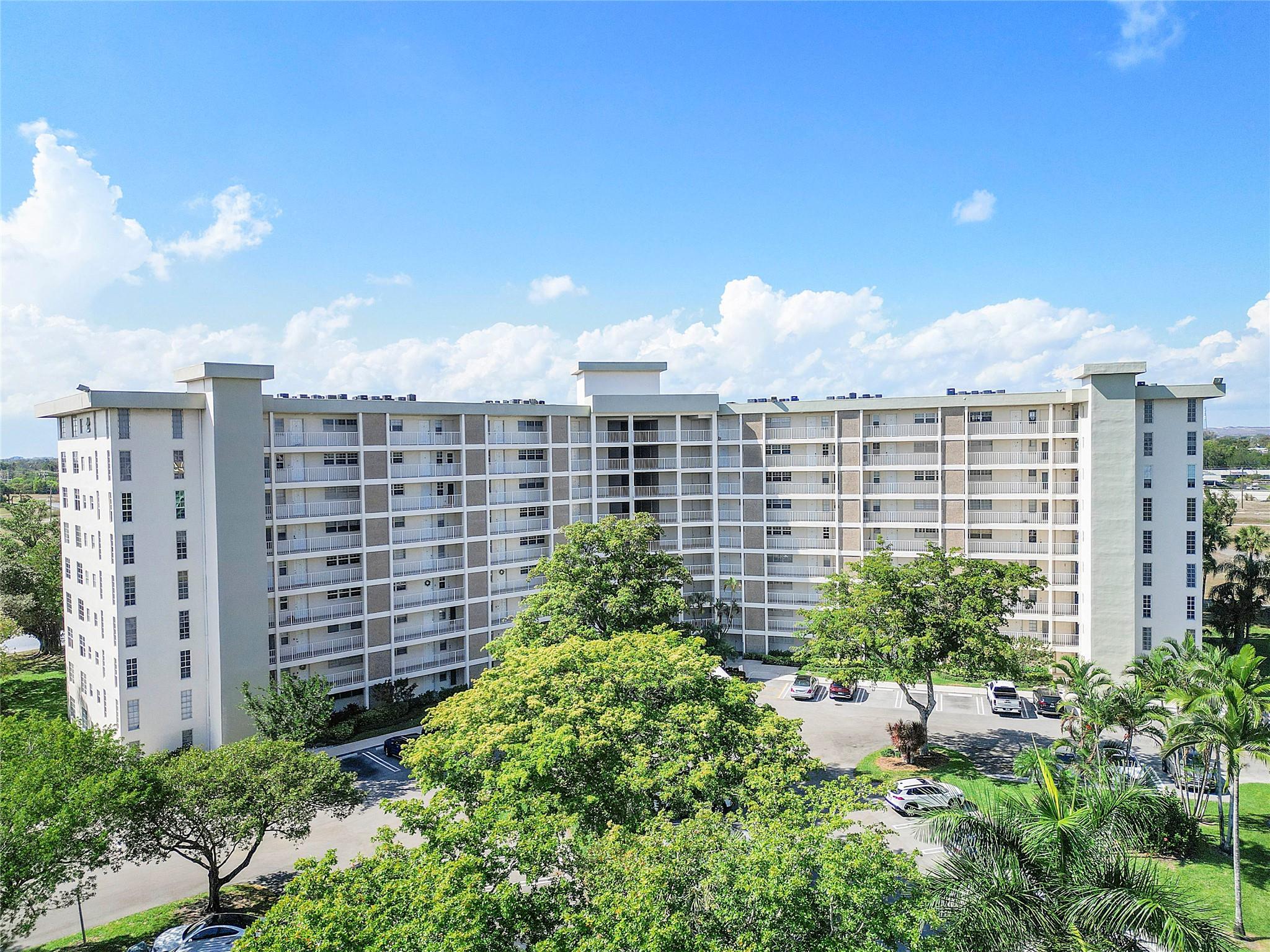 3090 N Course Dr 412