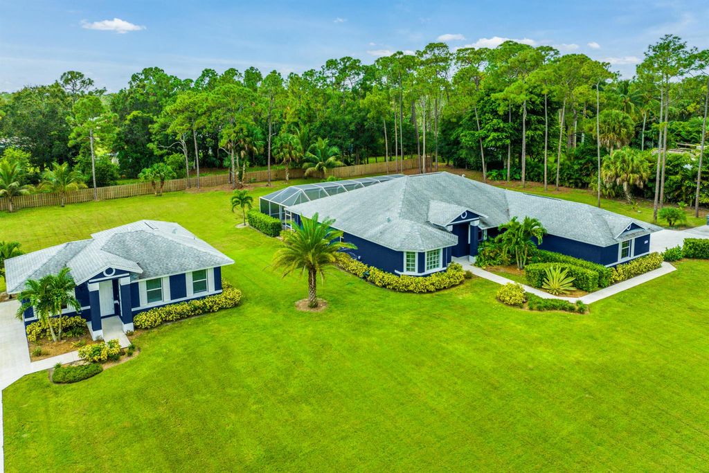 Photo of 11354 Sandy Run, Jupiter, FL 33478 (MLS # R10927395)