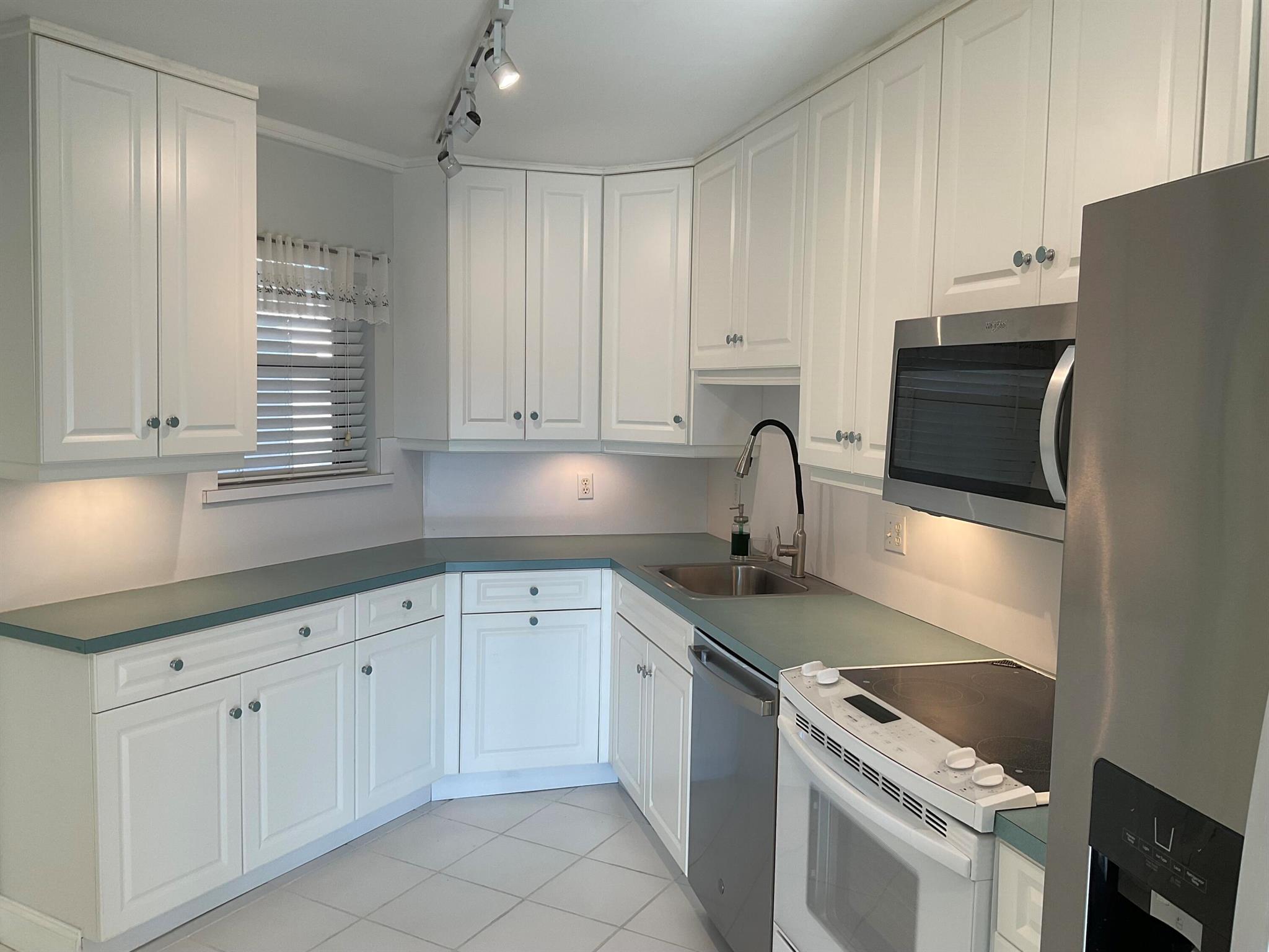 CAMINO REAL VILLAGE CONDO - Residential Lease