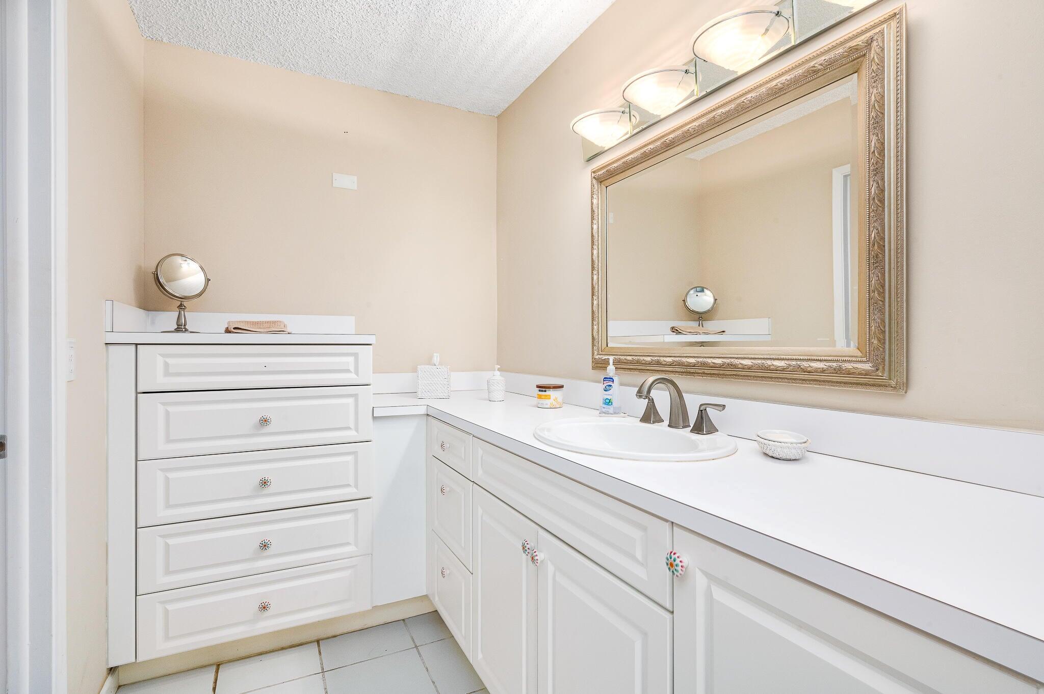 CAMINO REAL VILLAGE CONDO - Residential Lease