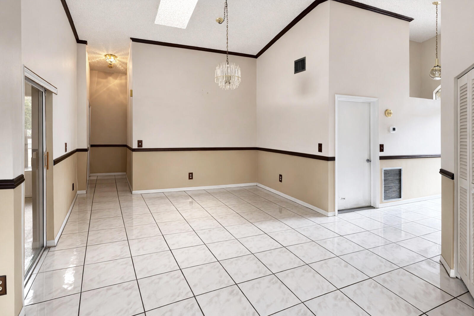 WINSTON PARK SECTION ONE - Residential