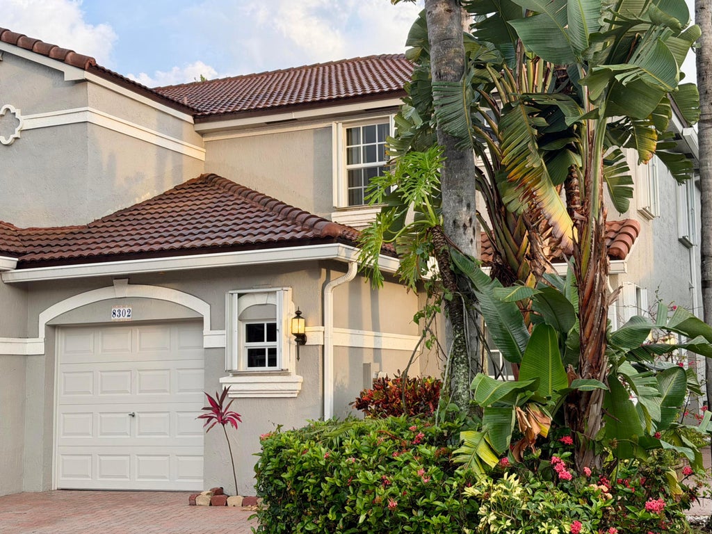 Photo of 8302 VÃ­a Serena, Boca Raton, FL 33433 (MLS # B26045721)