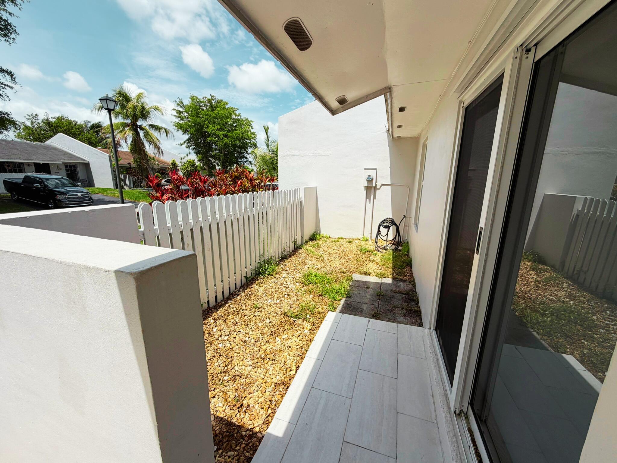CUTLER CREEK CLUB SEC 1 - Residential Lease