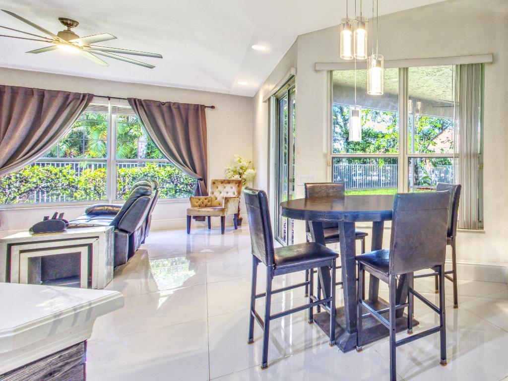 BOYNTON WATERS WEST 1 - Residential