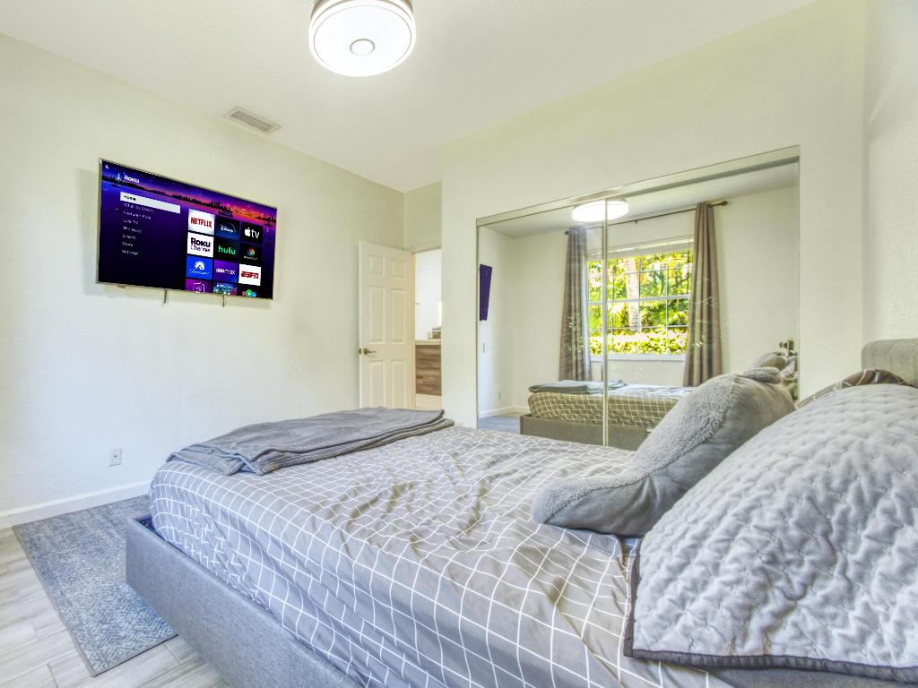 BOYNTON WATERS WEST 1 - Residential