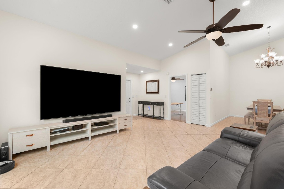 River Oaks - Residential