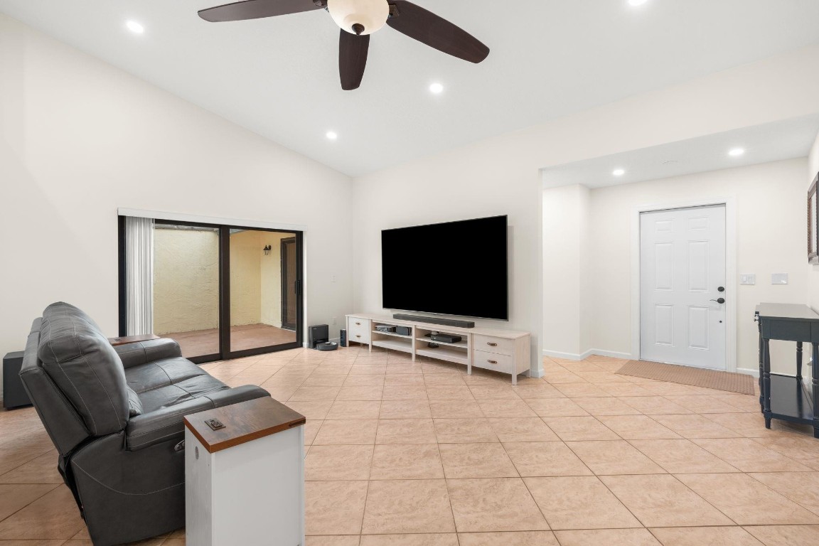 River Oaks - Residential