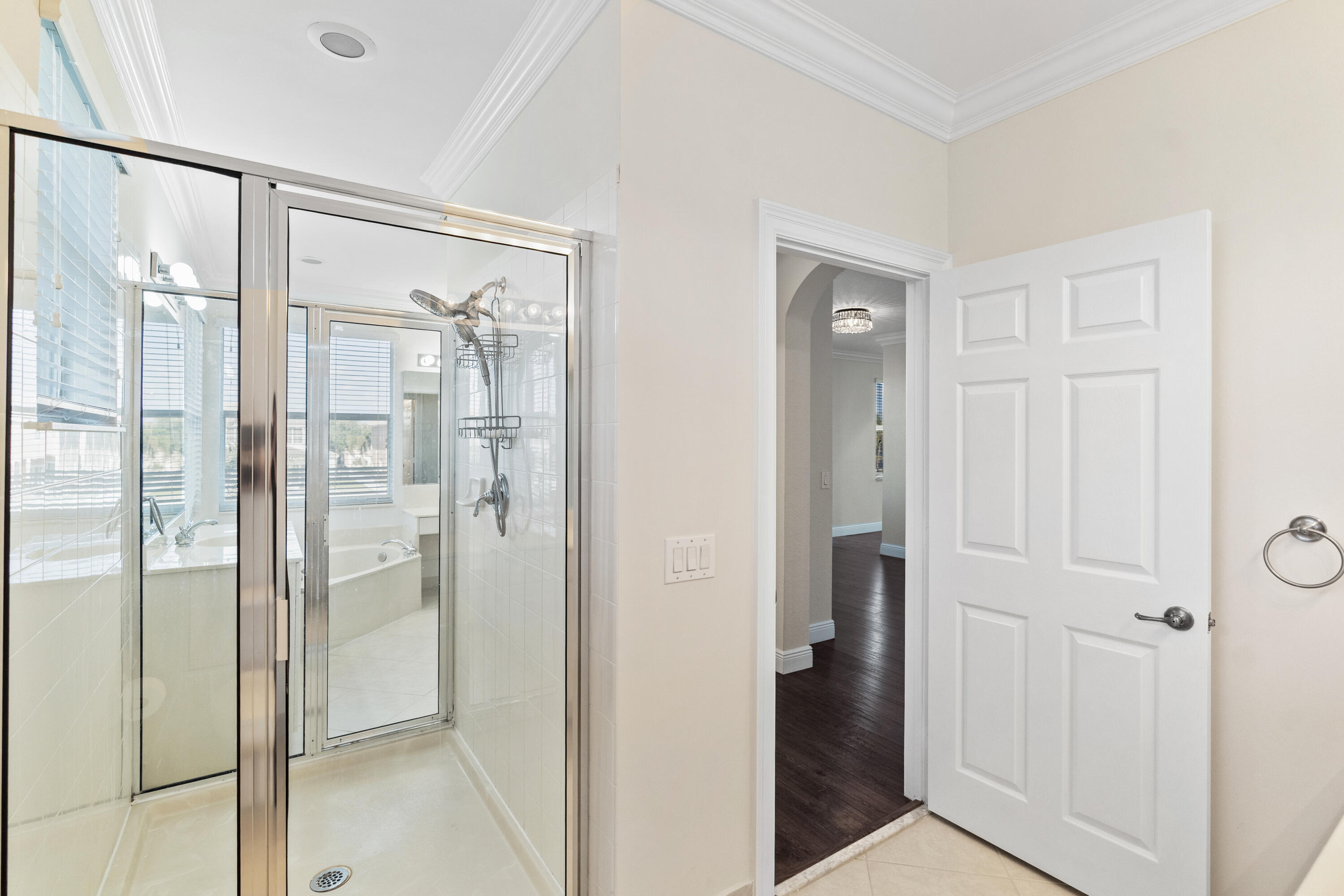 SUNSET LAKES PLAT THREE - Residential