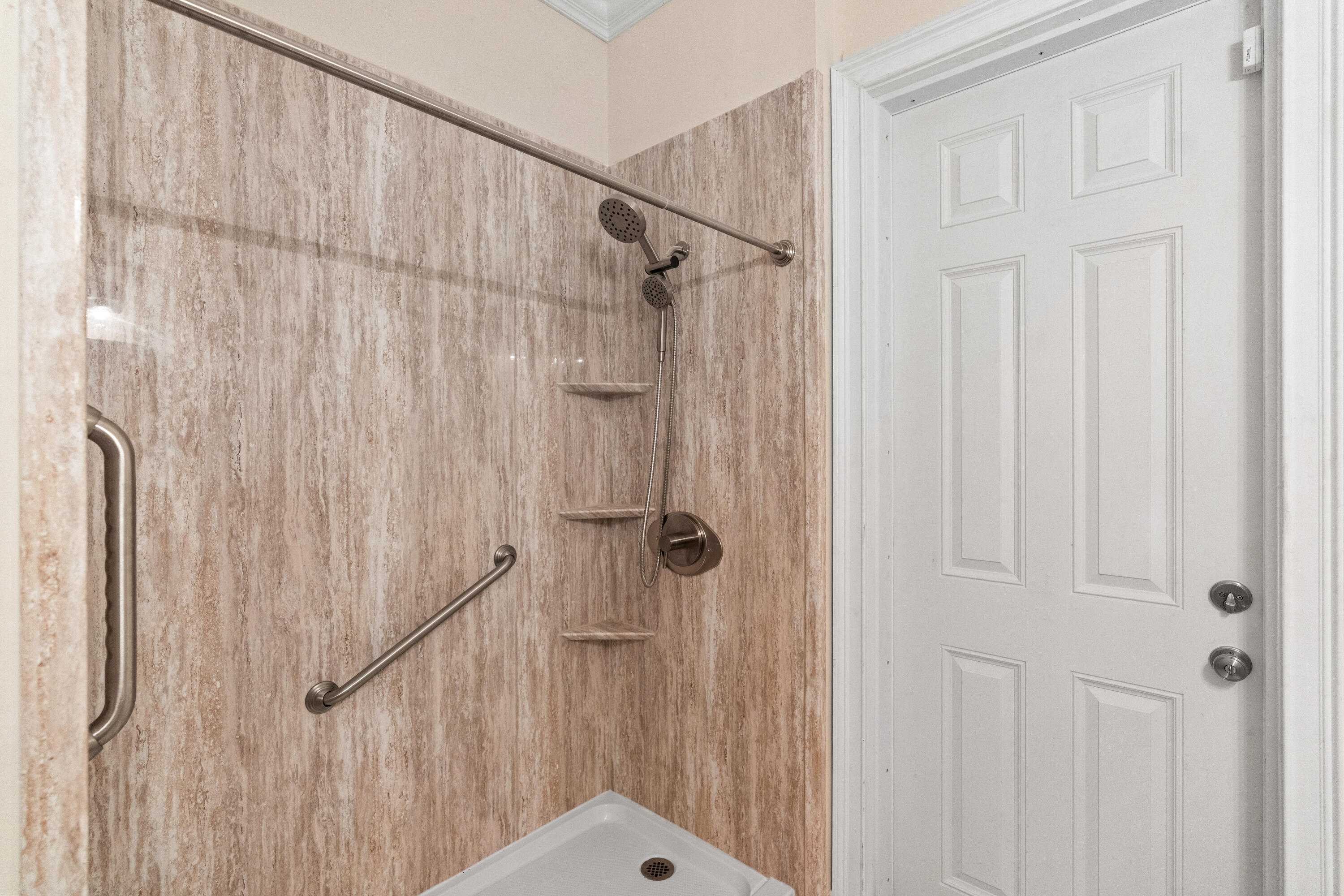 SUNSET LAKES PLAT THREE - Residential