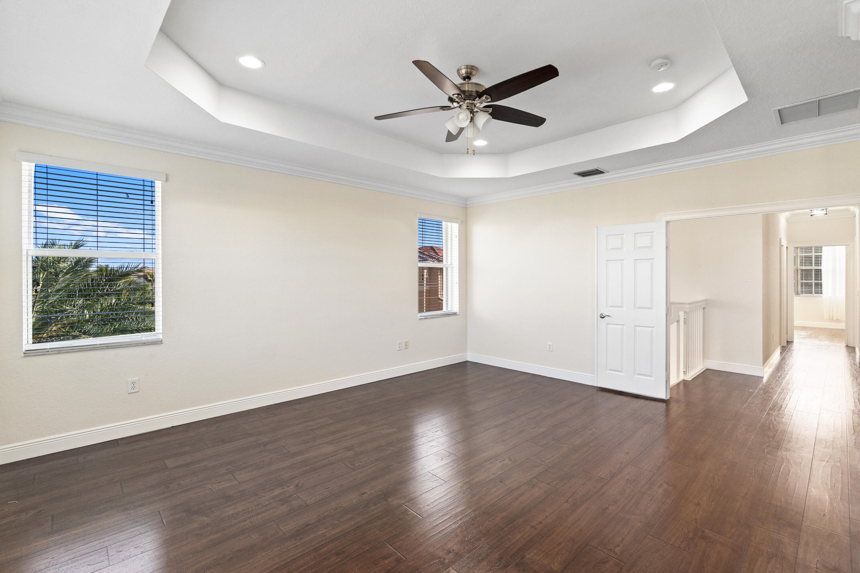 SUNSET LAKES PLAT THREE - Residential