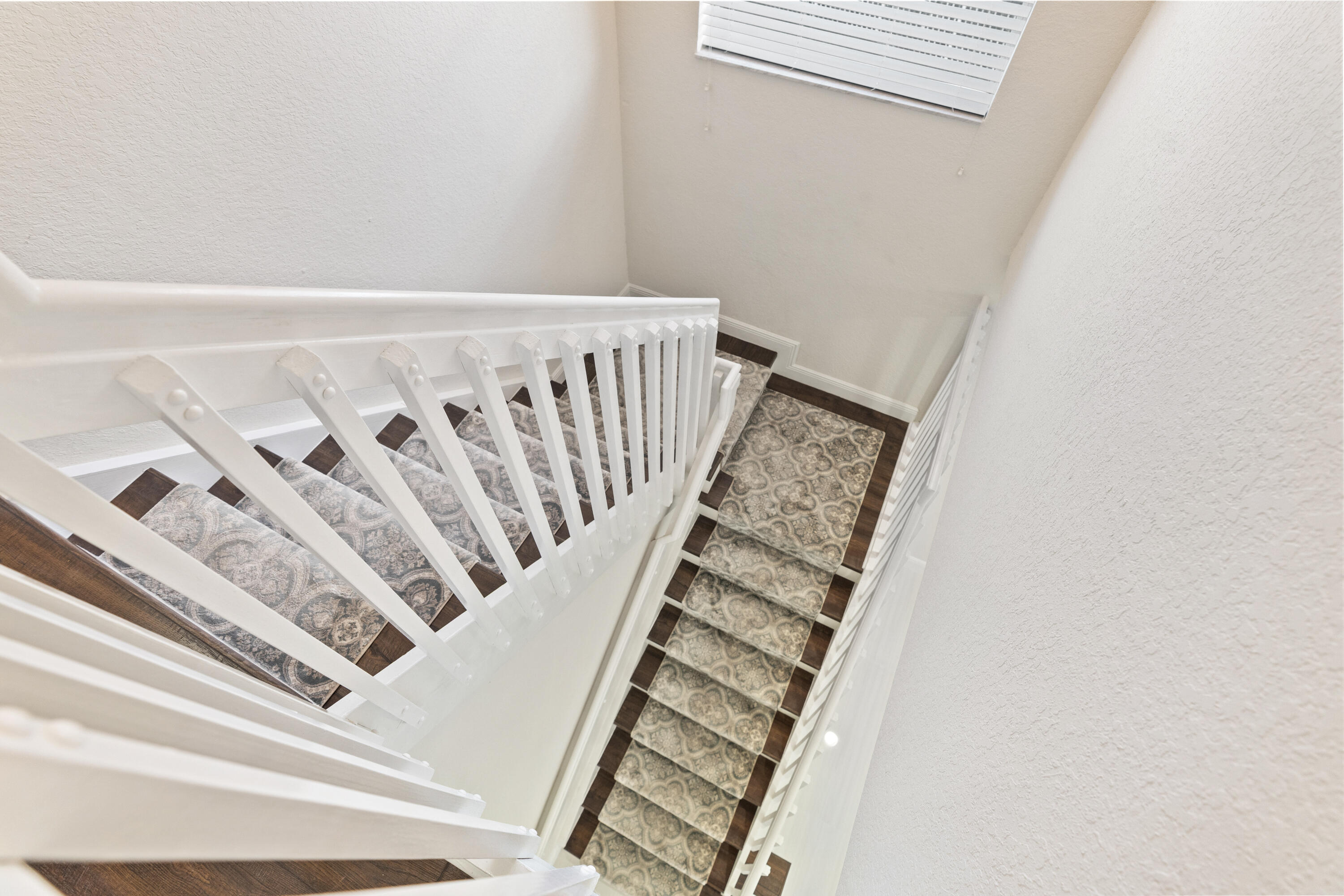 SUNSET LAKES PLAT THREE - Residential