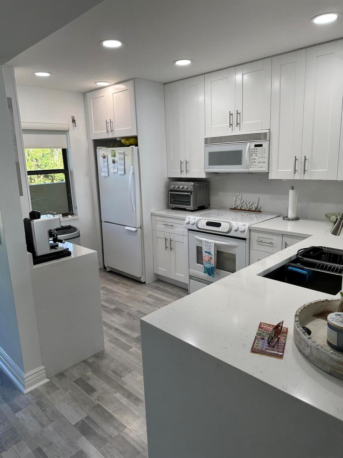 SAND DOLLAR NORTH CONDOMI - Residential