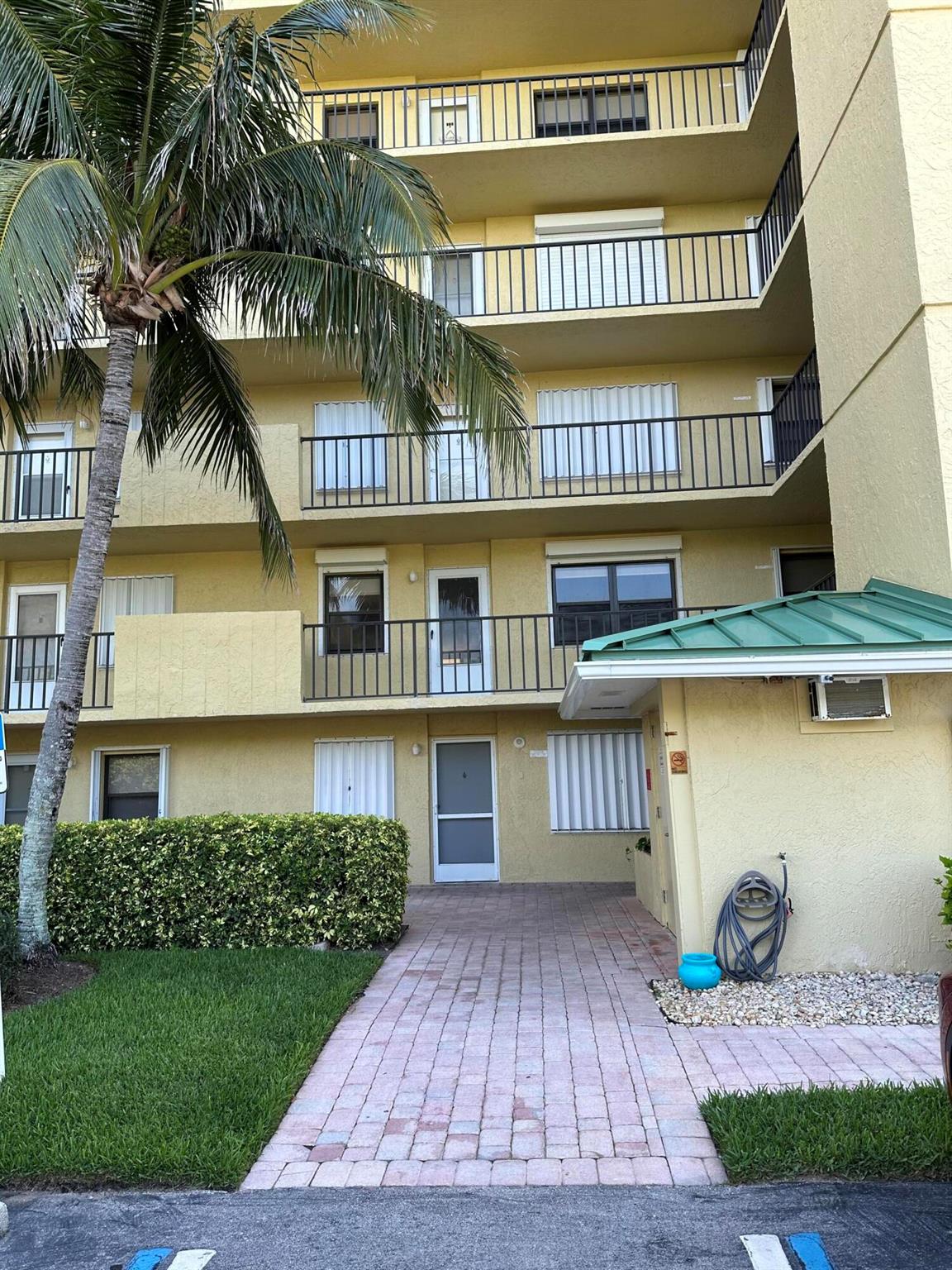 7370 S Ocean Drive 215