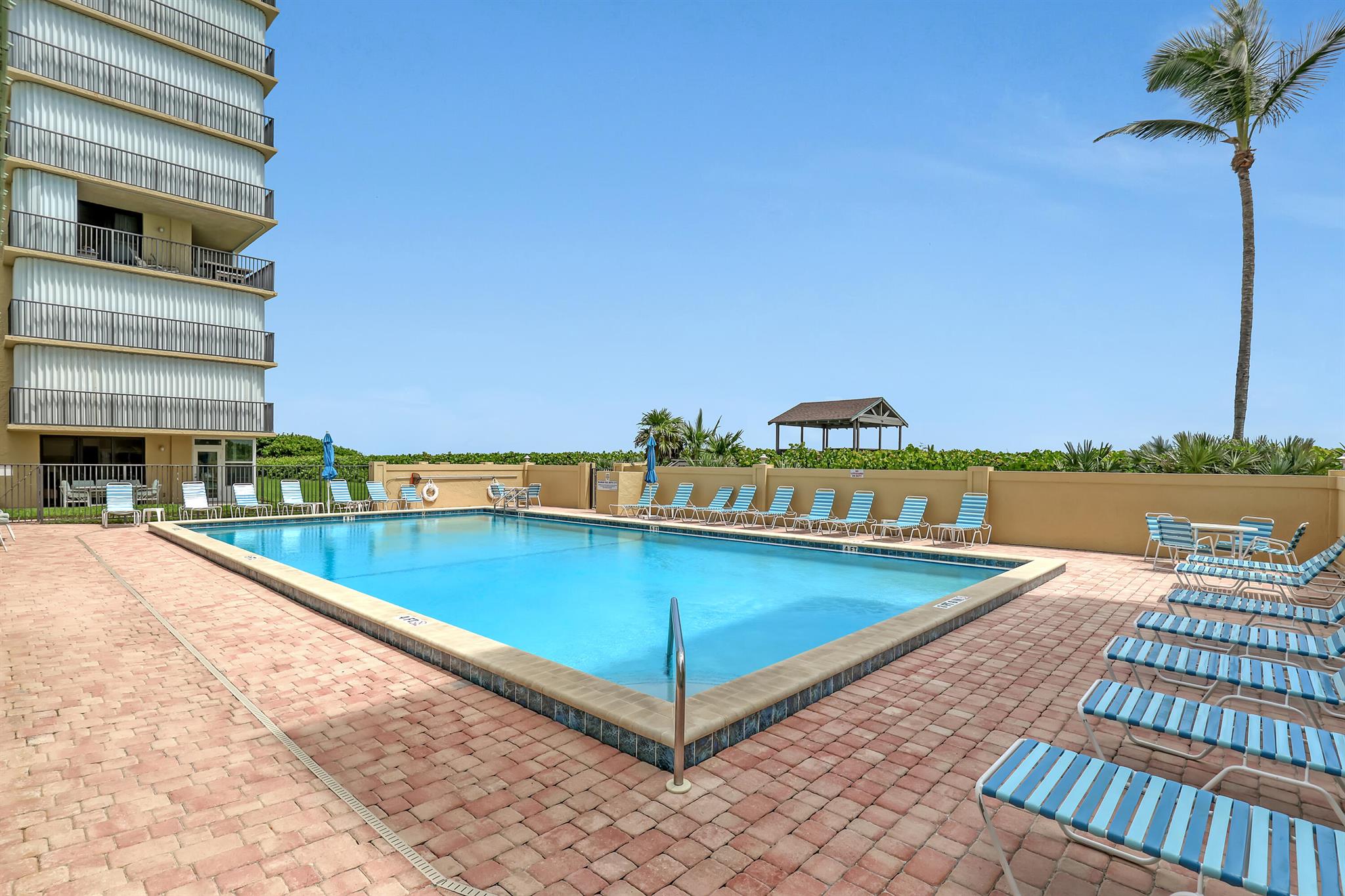 SAND DOLLAR NORTH CONDOMI - Residential