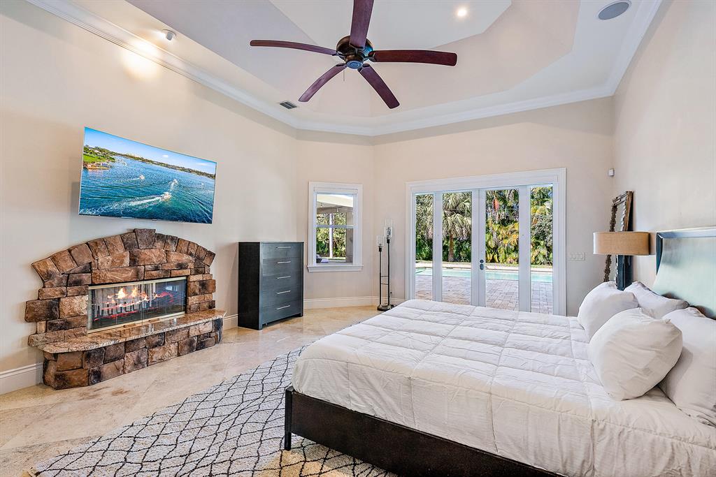 S/D OF 35-40-42, GOV LTS - Residential