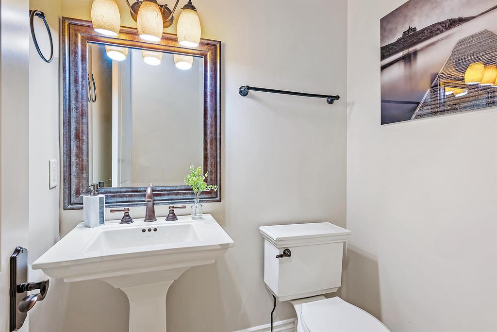 S/D OF 35-40-42, GOV LTS - Residential