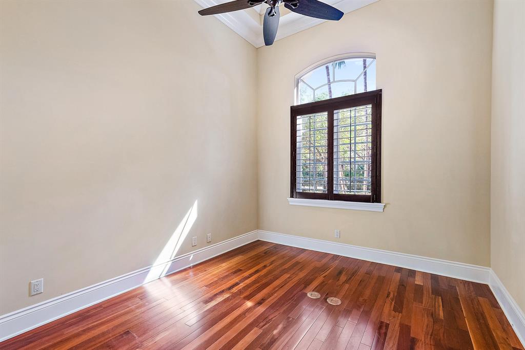 S/D OF 35-40-42, GOV LTS - Residential