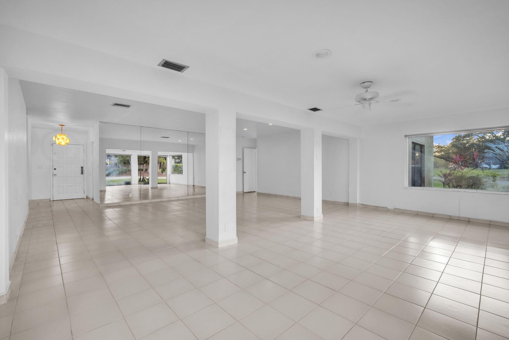 The Emerald Green Villas - Residential