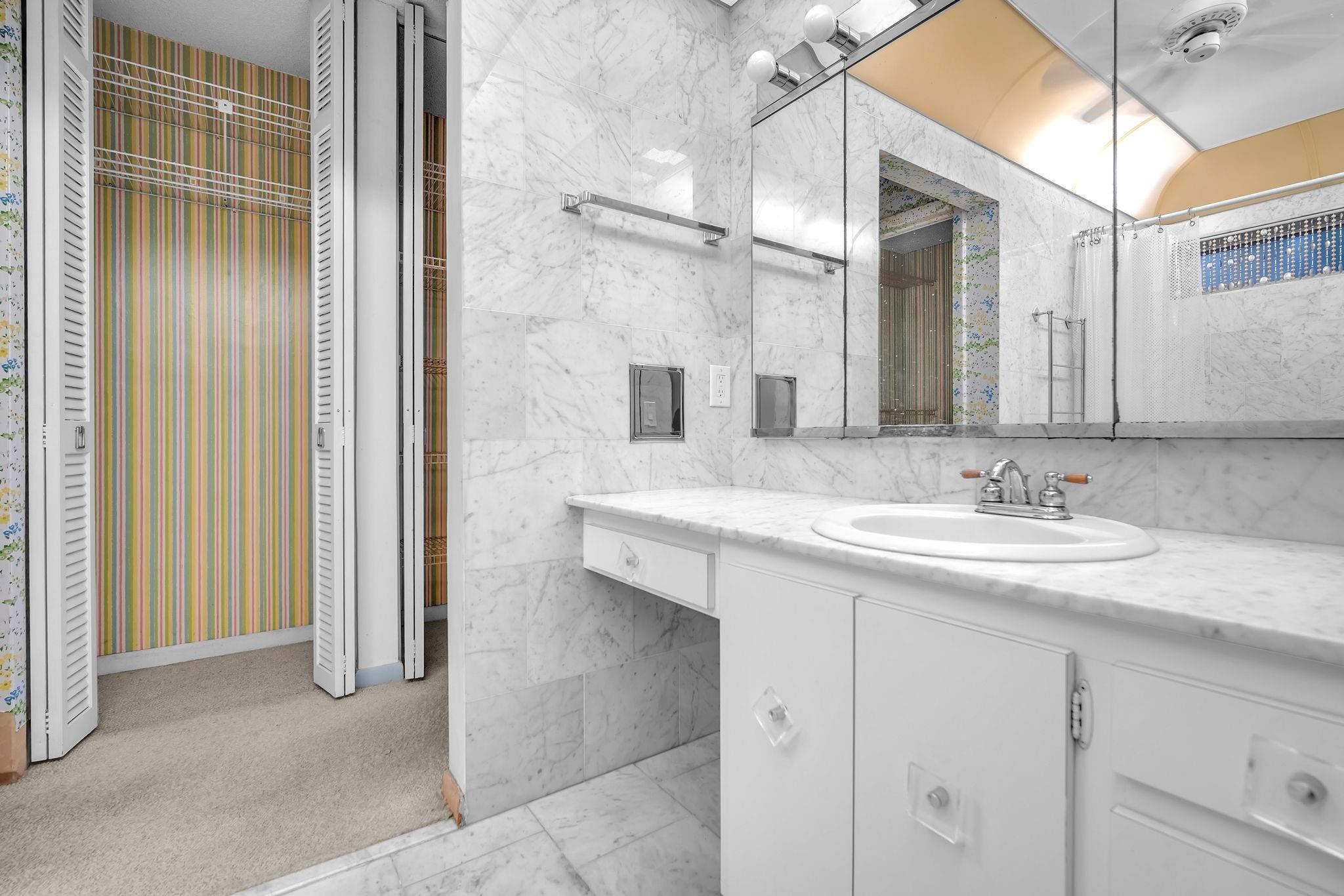 The Emerald Green Villas - Residential