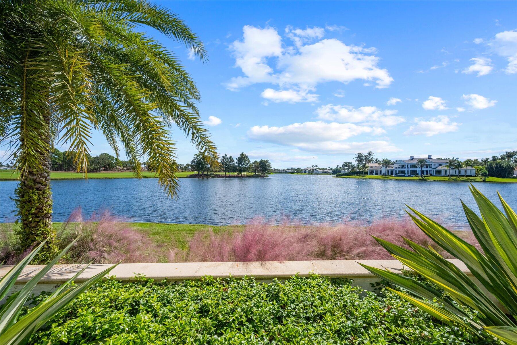 THE LOXAHATCHEE CLUB - Residential