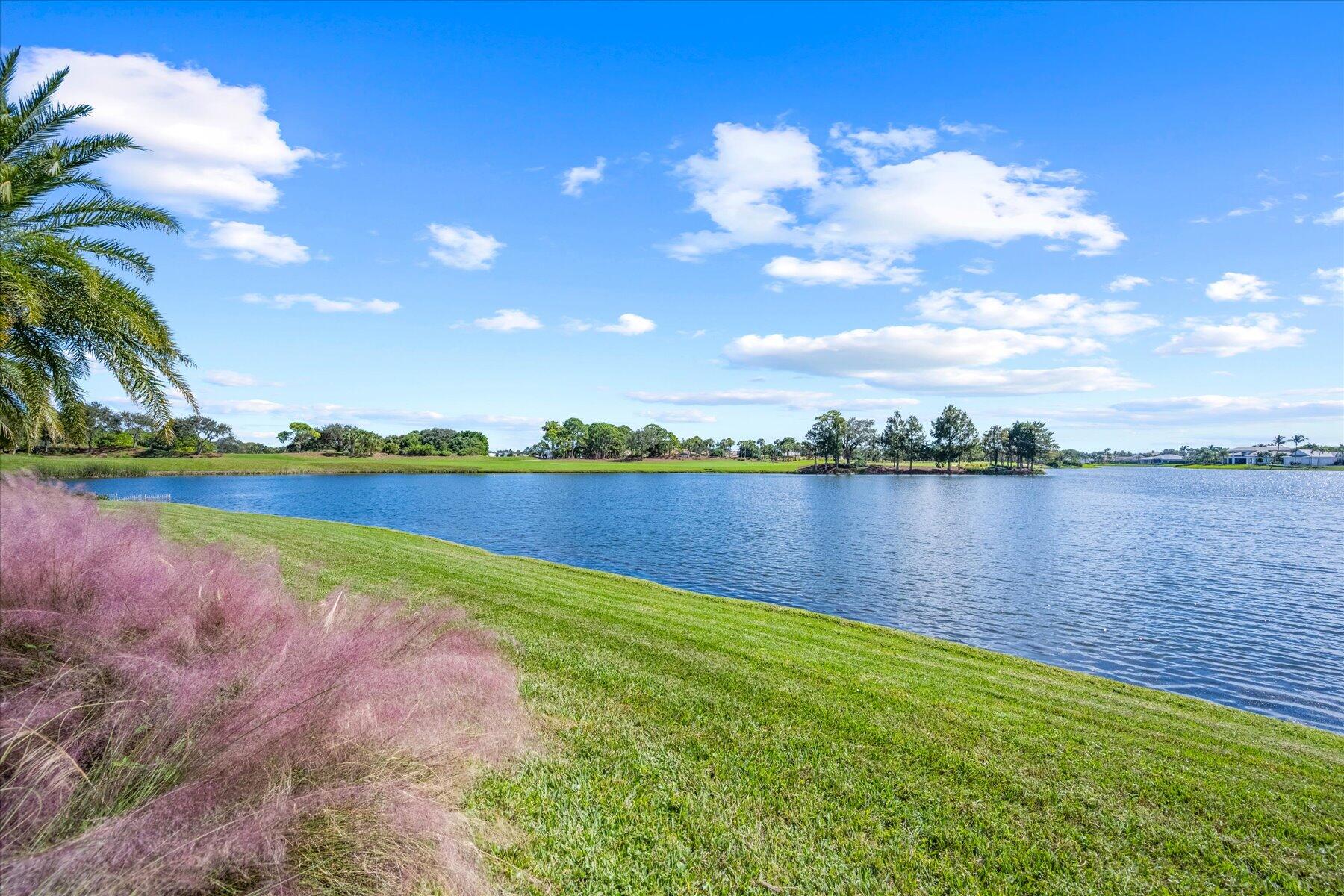 THE LOXAHATCHEE CLUB - Residential
