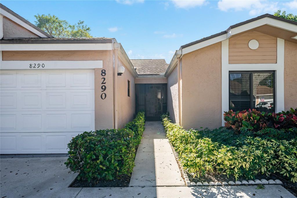 Photo of 8290 Springlake Drive, Boca Raton, FL 33496 (MLS # F10549585)