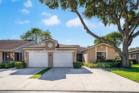 8290 Springlake Drive Boca Raton FL 33496
