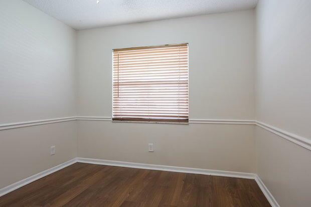 LA MANCHA - Residential Lease