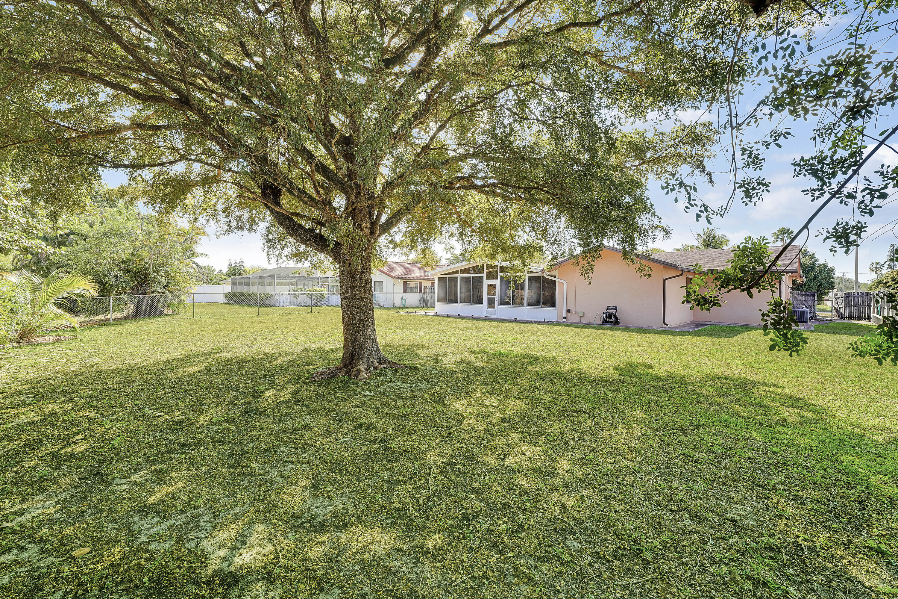 WILLOWS THE SECOND ADD - Residential