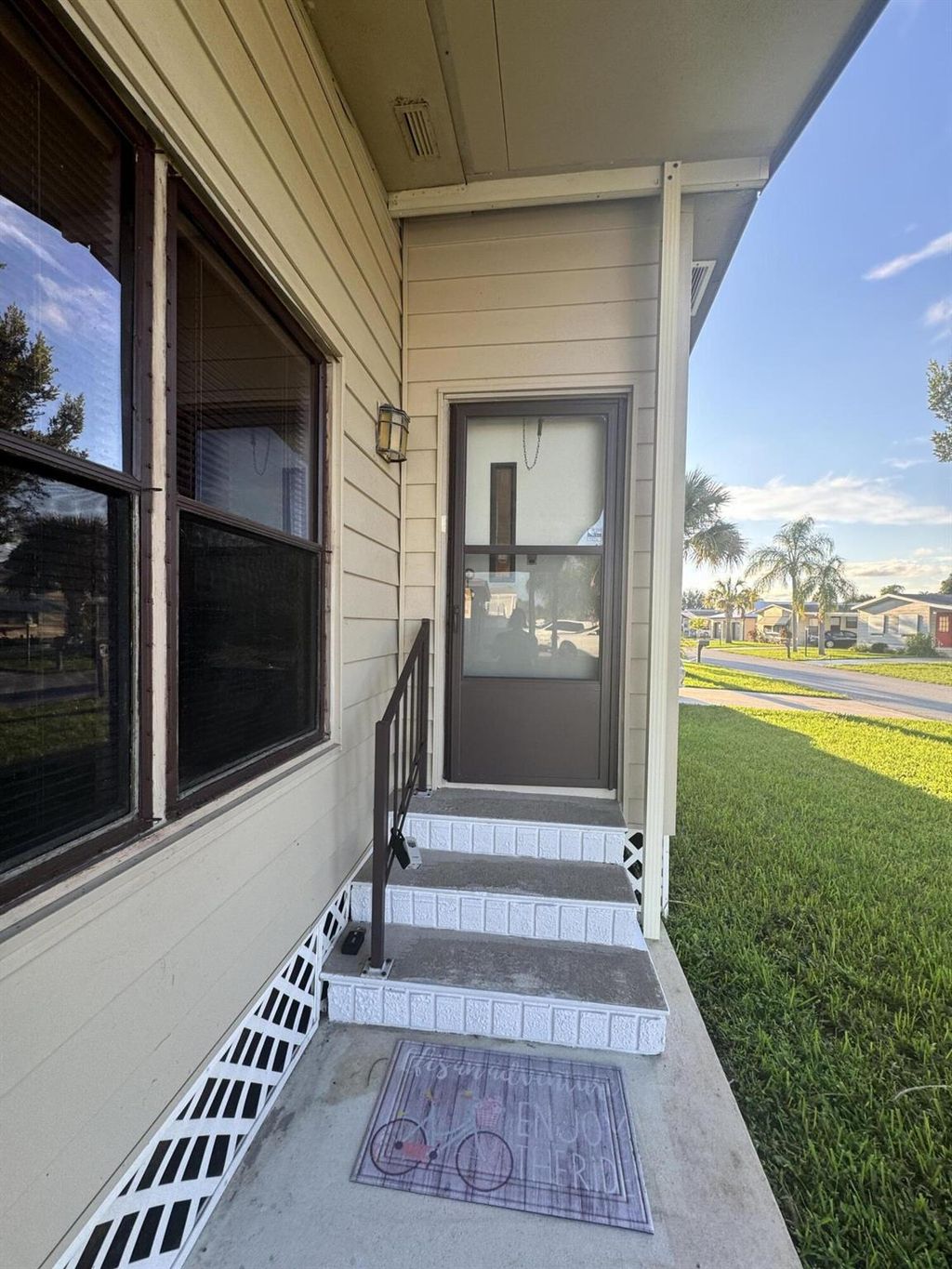 Photo of 14185 Zorzal Avenue, Fort Pierce, FL 34951 (MLS # R11026372)