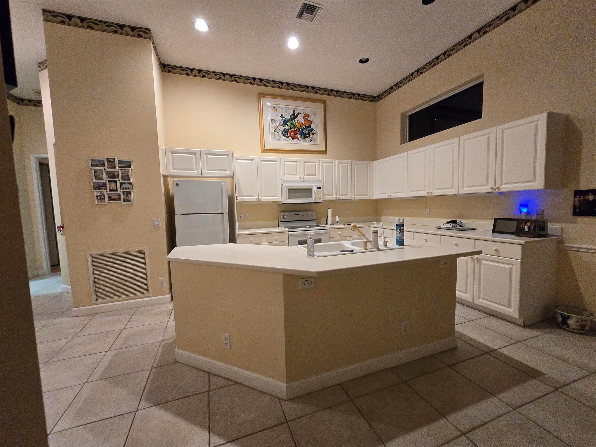 ABERDEEN 25 - Residential