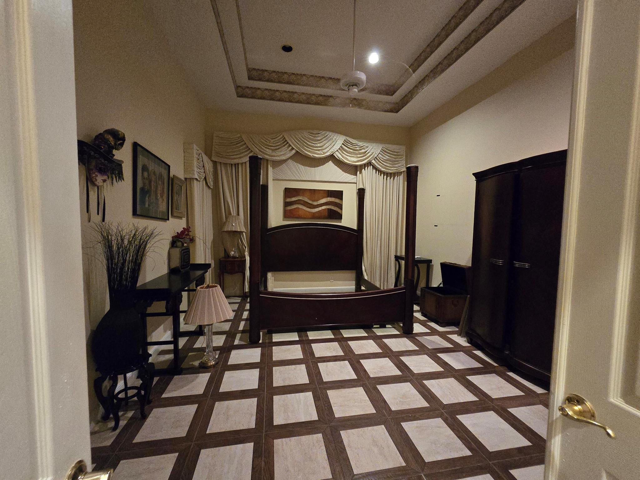 ABERDEEN 25 - Residential