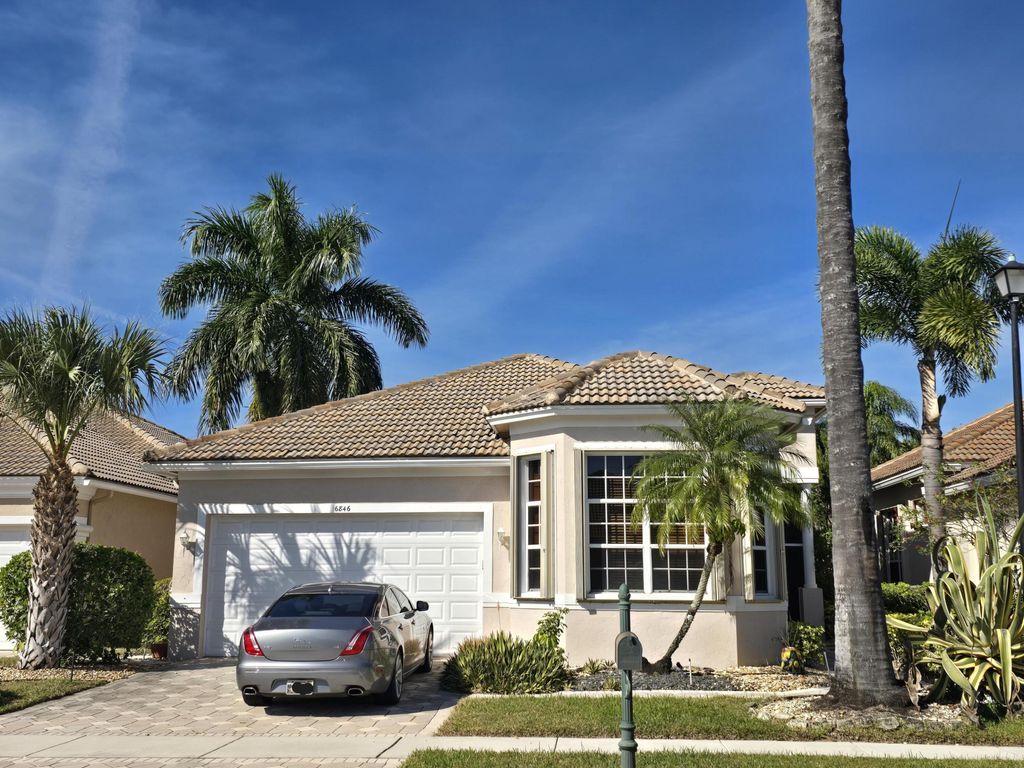 Photo of 6846 Fairway Lakes Drive, Boynton Beach, FL 33472 (MLS # R11151059)
