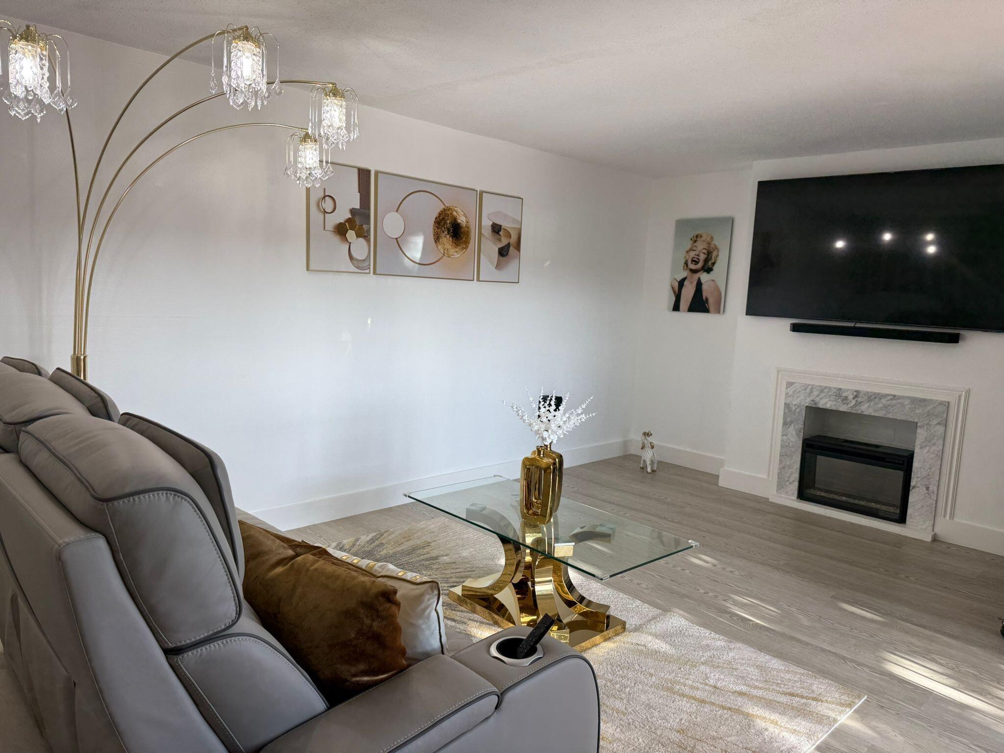 LAKEWOOD 1ST ADDITION OF - Residential