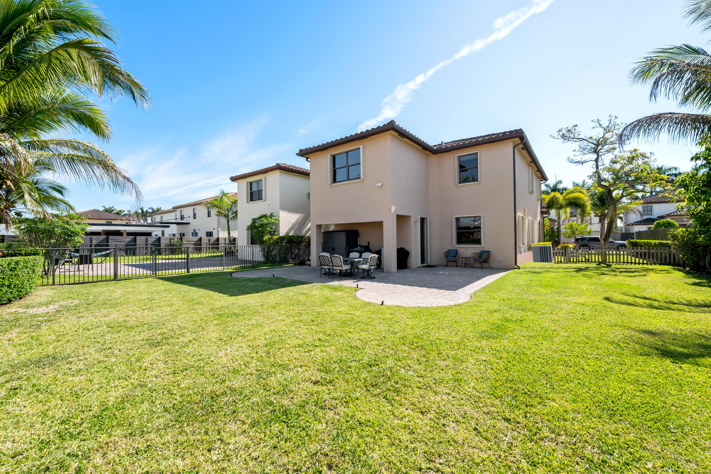 CAPRI AT OASIS - Residential