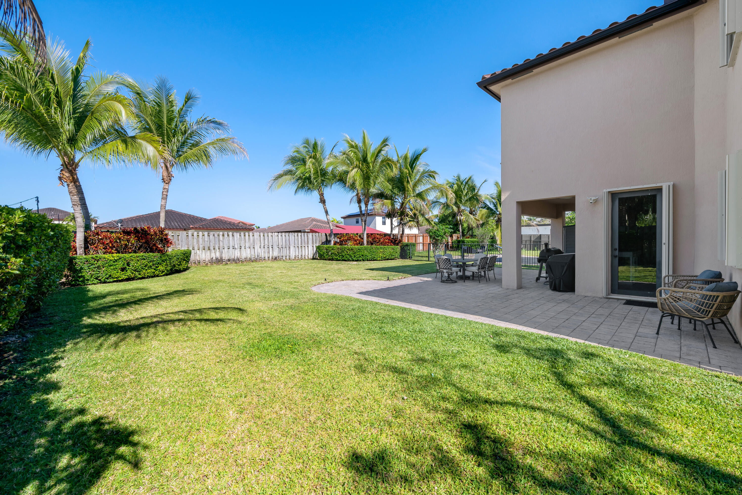 CAPRI AT OASIS - Residential