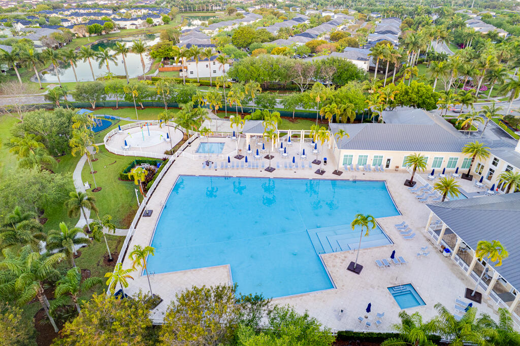 CAPRI AT OASIS - Residential