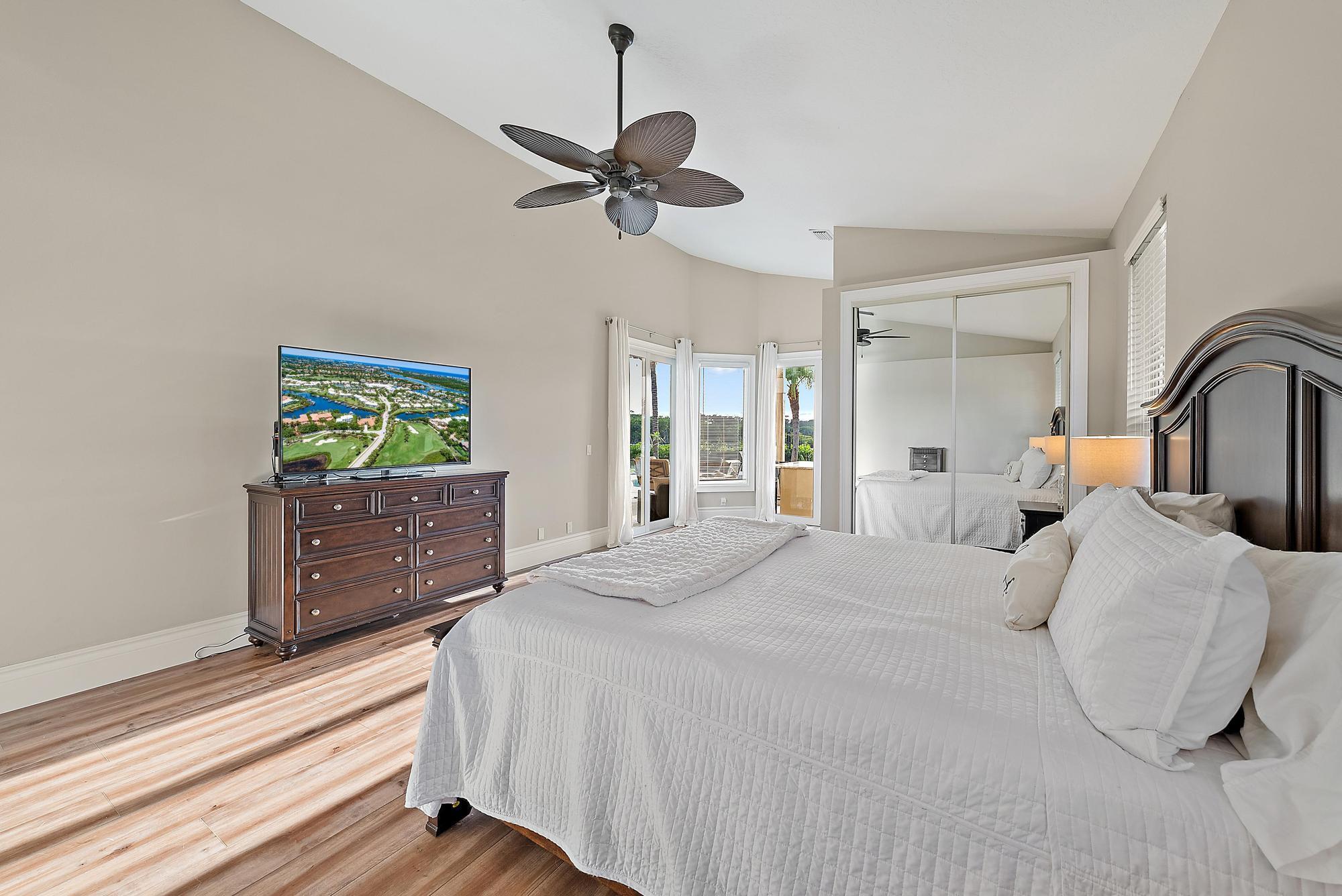 NORTH PASSAGE - Residential