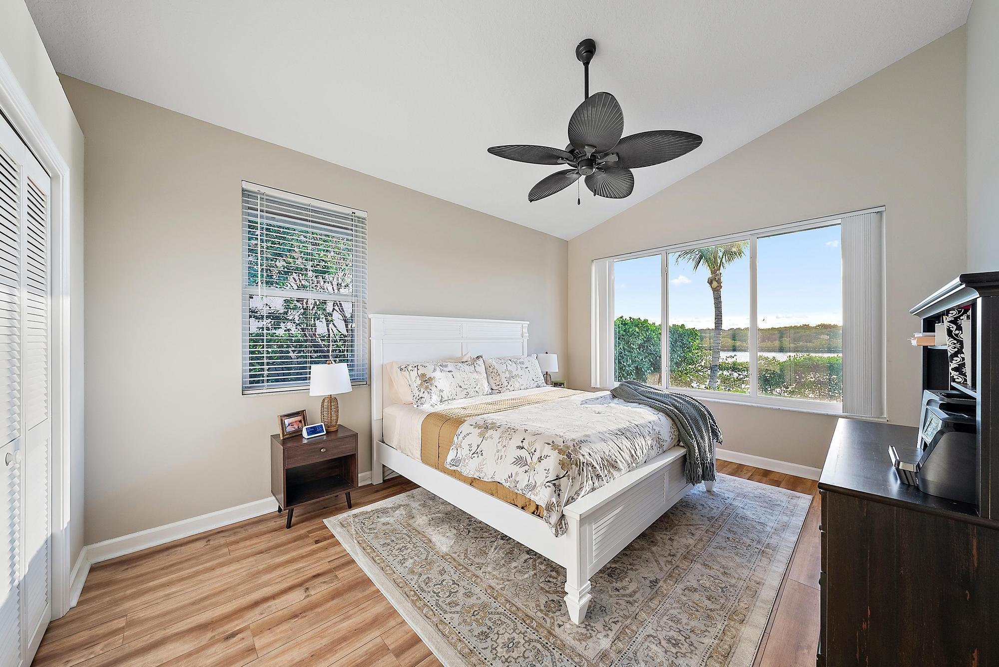 NORTH PASSAGE - Residential