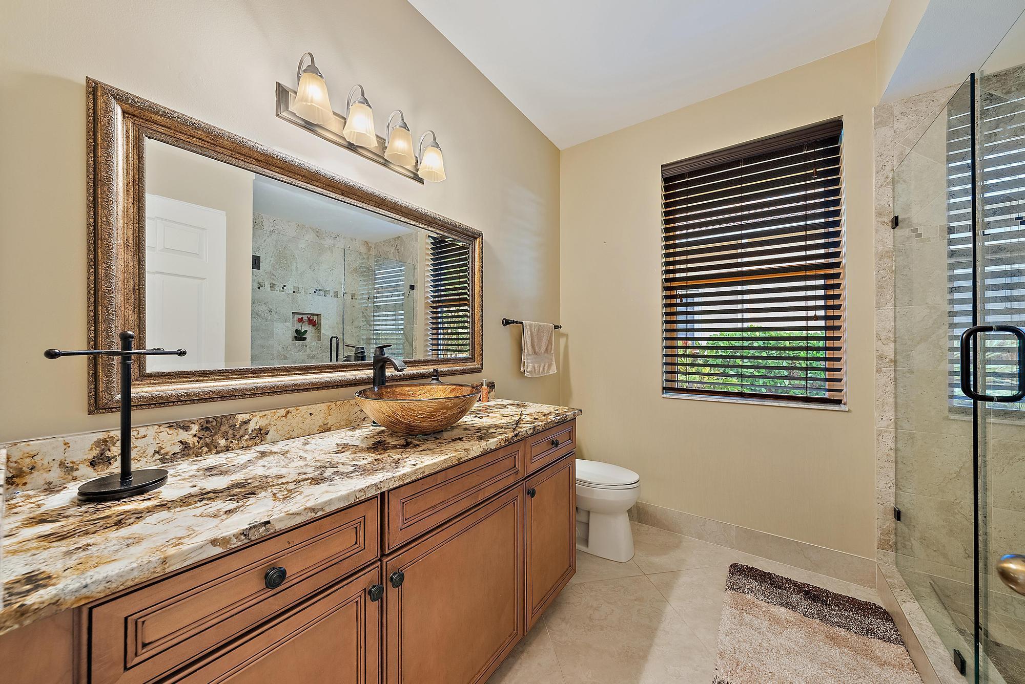 NORTH PASSAGE - Residential