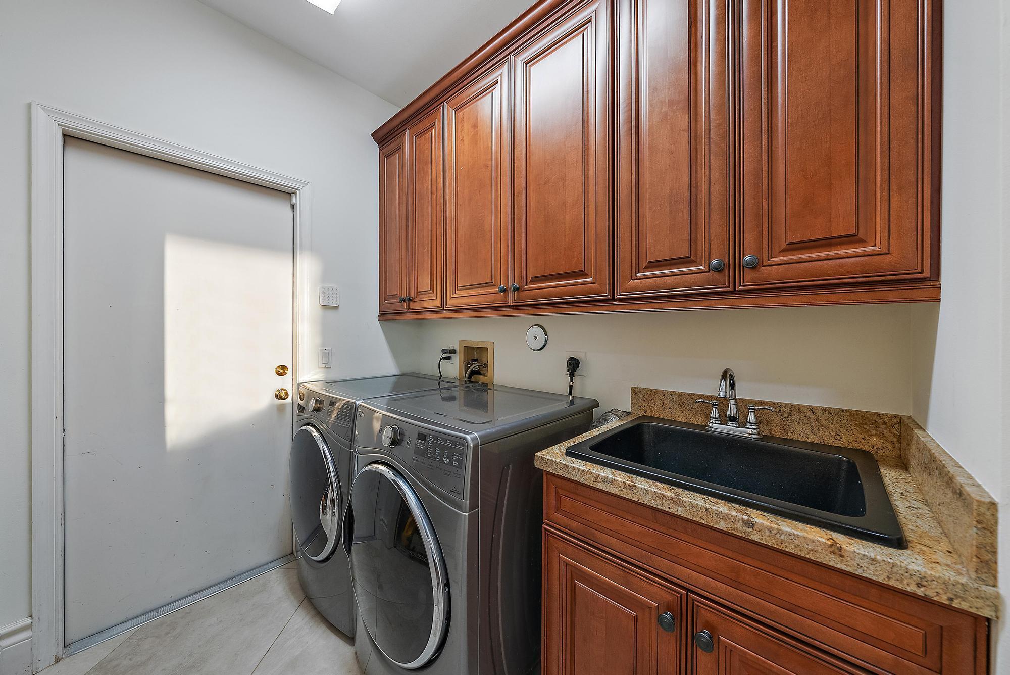 NORTH PASSAGE - Residential