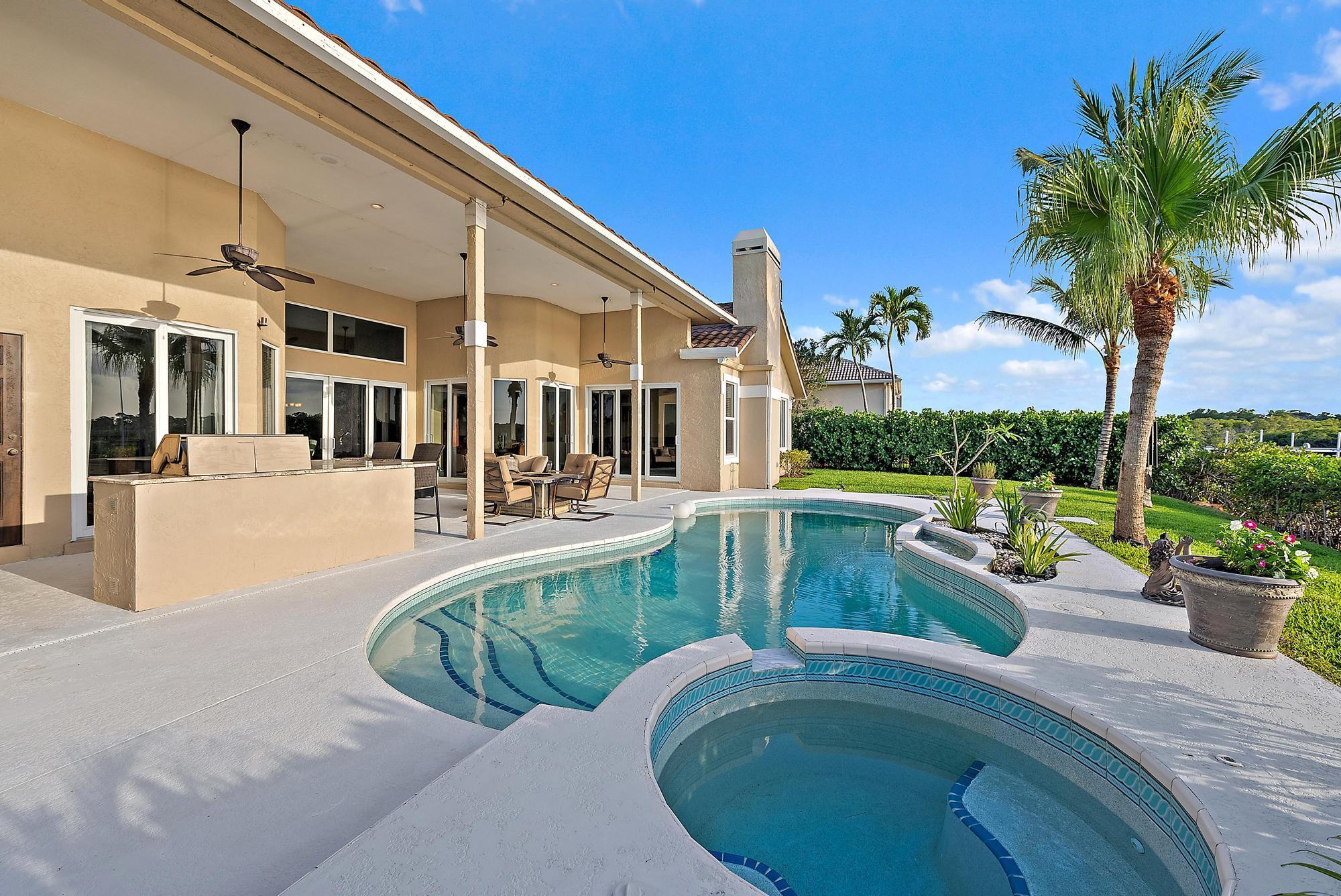 NORTH PASSAGE - Residential